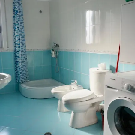 Lovely 2 Bedroom With Free Parking Wlora